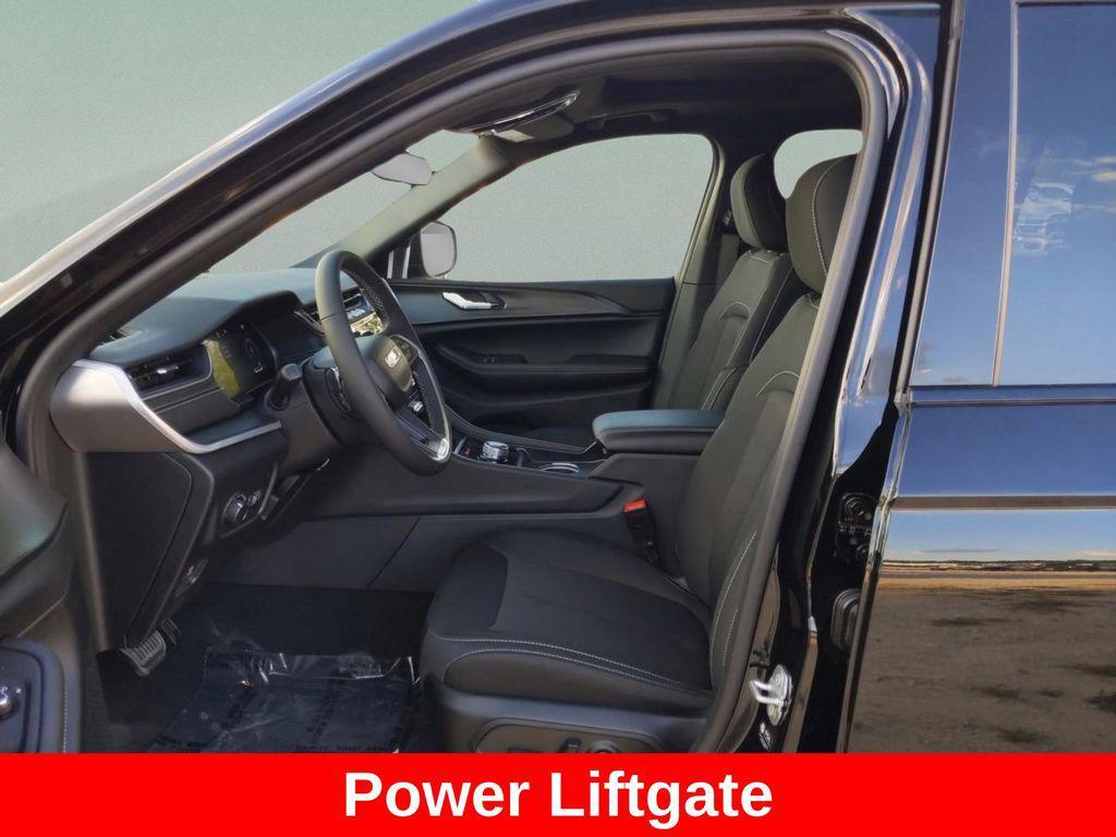 new 2025 Jeep Grand Cherokee L car, priced at $36,296