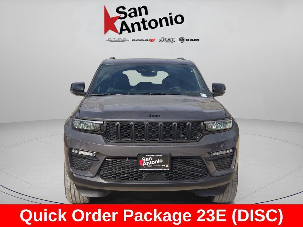 new 2025 Jeep Grand Cherokee car, priced at $45,649