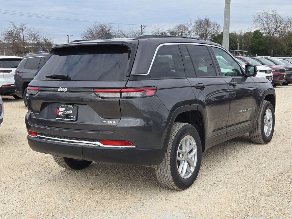 new 2025 Jeep Grand Cherokee car, priced at $35,037