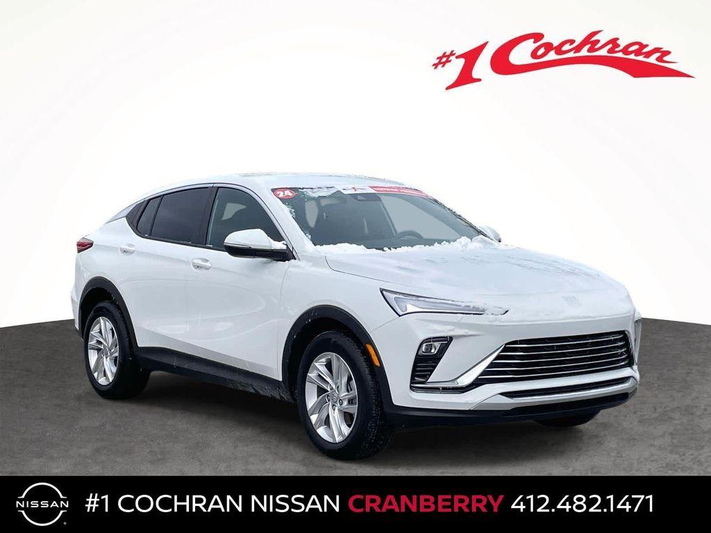 used 2024 Buick Envista car, priced at $23,000