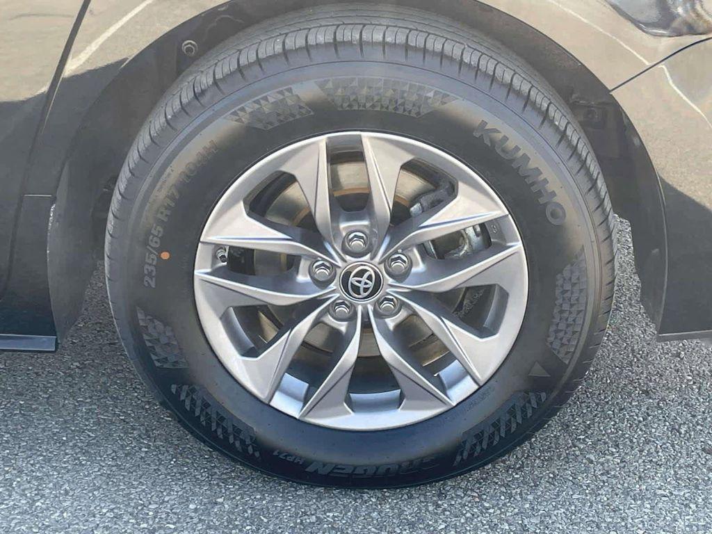 used 2025 Toyota Sienna car, priced at $40,105