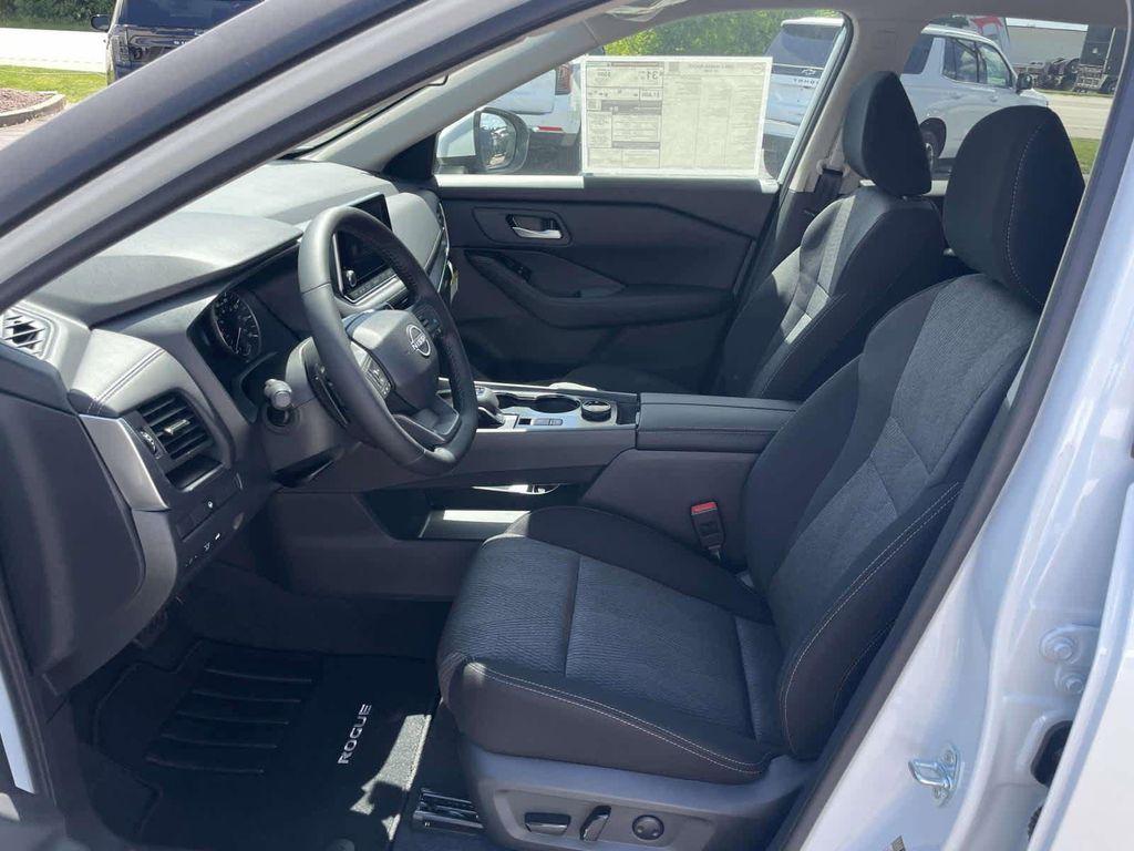 new 2026 Nissan Rogue car, priced at $31,000