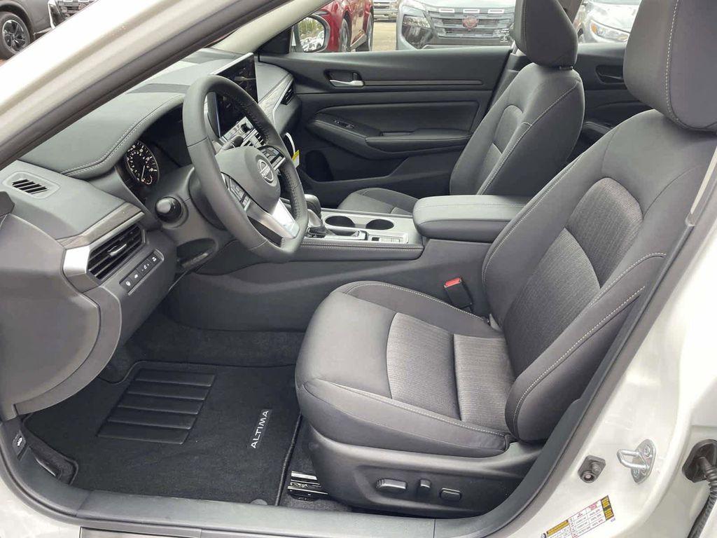 new 2025 Nissan Altima car, priced at $29,518