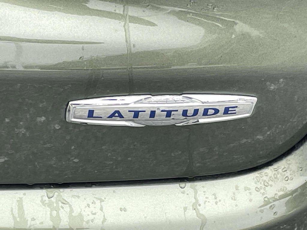 used 2020 Jeep Compass car, priced at $15,000