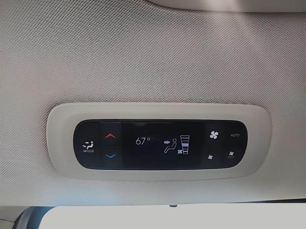 used 2024 Chrysler Pacifica car, priced at $28,835