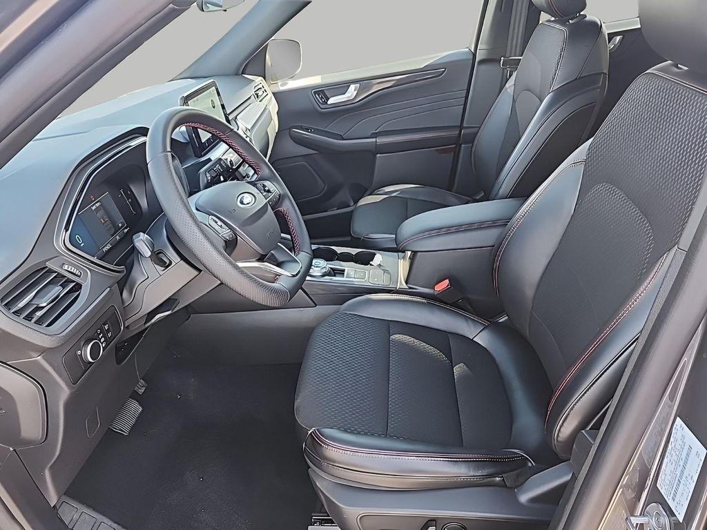 used 2025 Ford Escape car, priced at $24,833