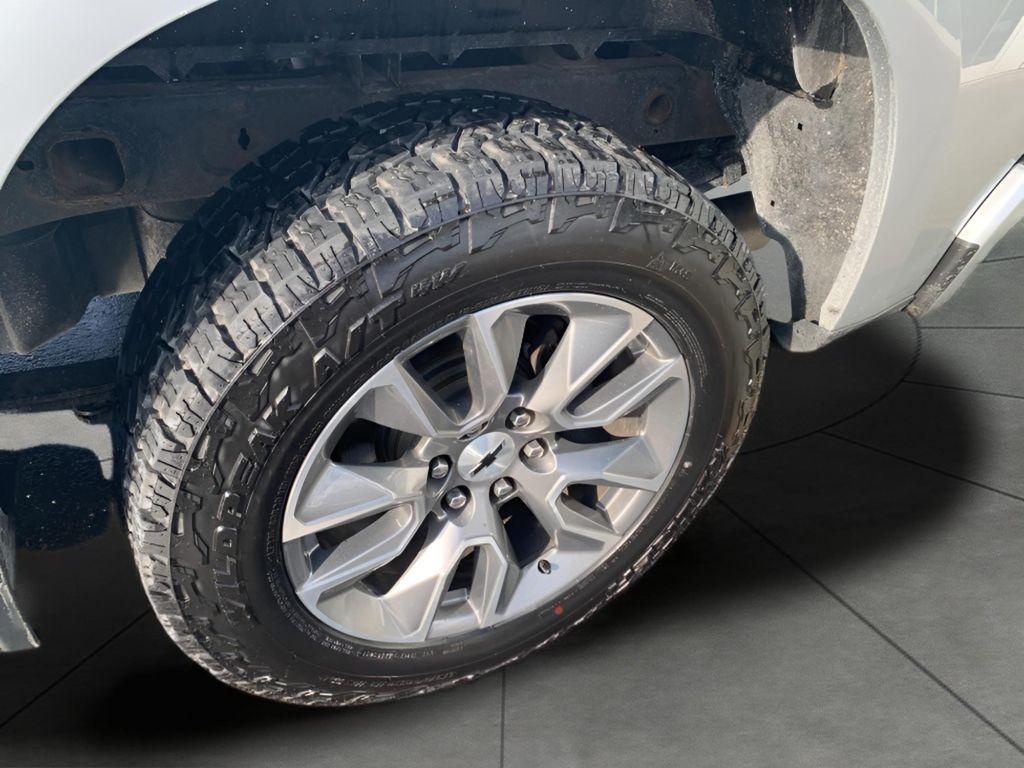 used 2021 Chevrolet Silverado 1500 car, priced at $34,879