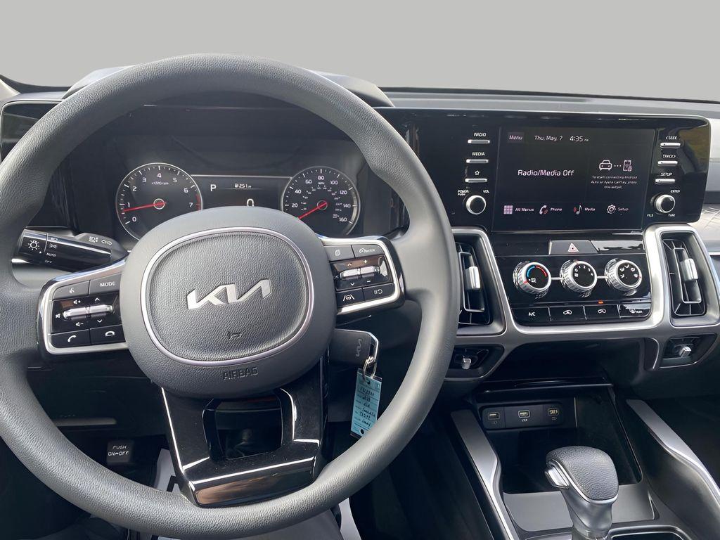 used 2023 Kia Sorento car, priced at $25,546