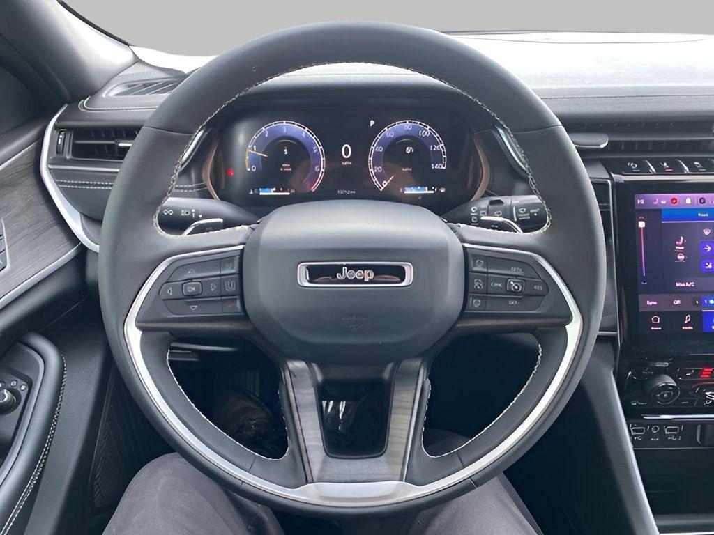 used 2025 Jeep Grand Cherokee L car, priced at $41,585