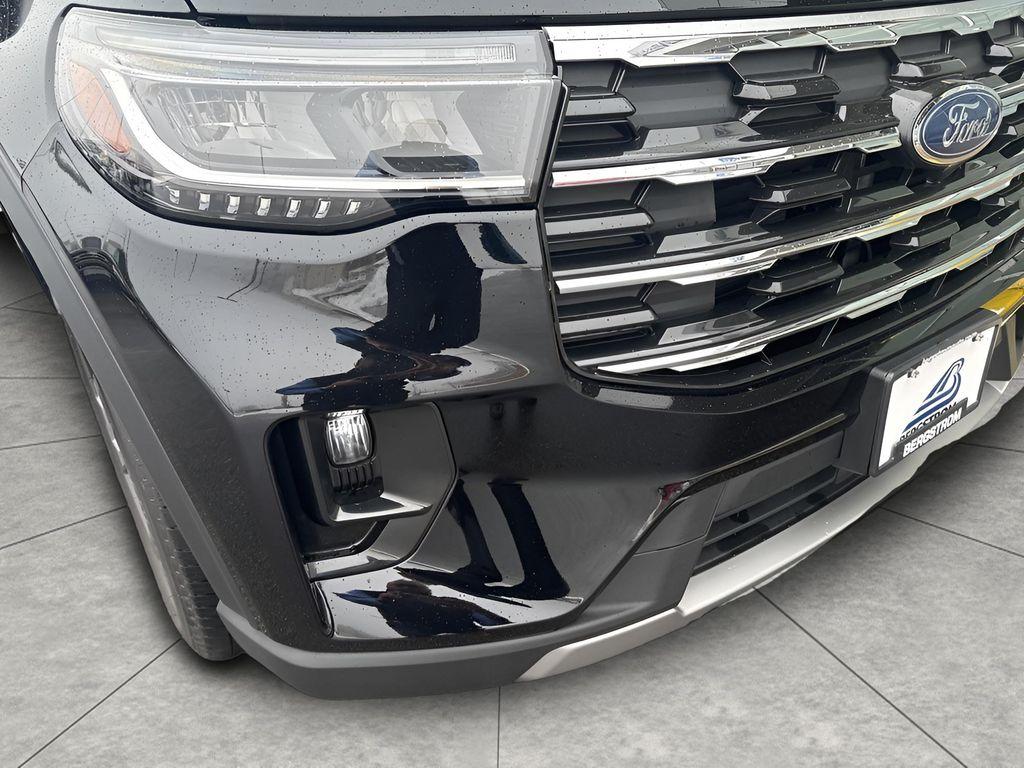 used 2025 Ford Explorer car, priced at $39,972