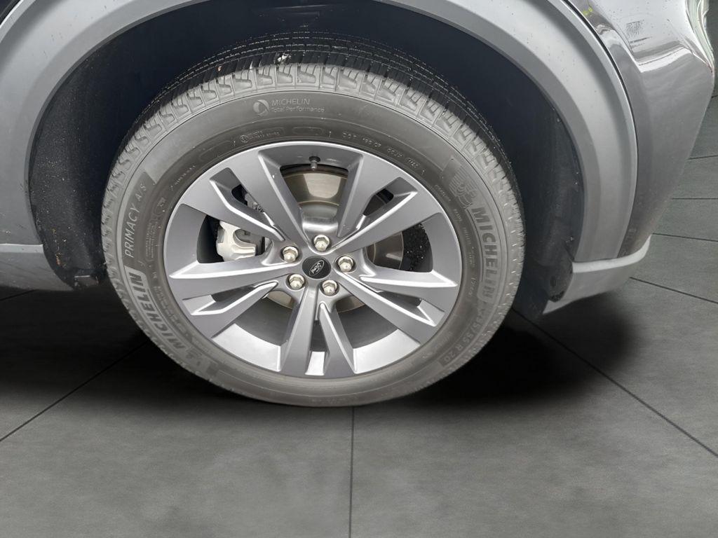 used 2025 Ford Explorer car, priced at $39,972