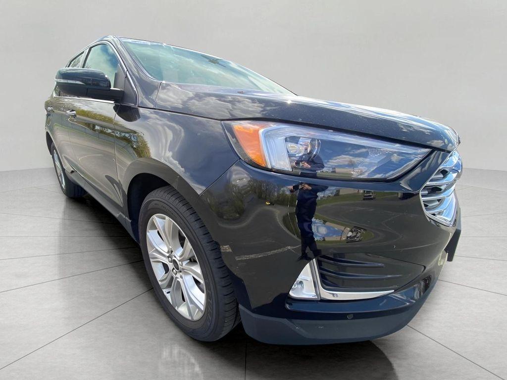 used 2024 Ford Edge car, priced at $29,329