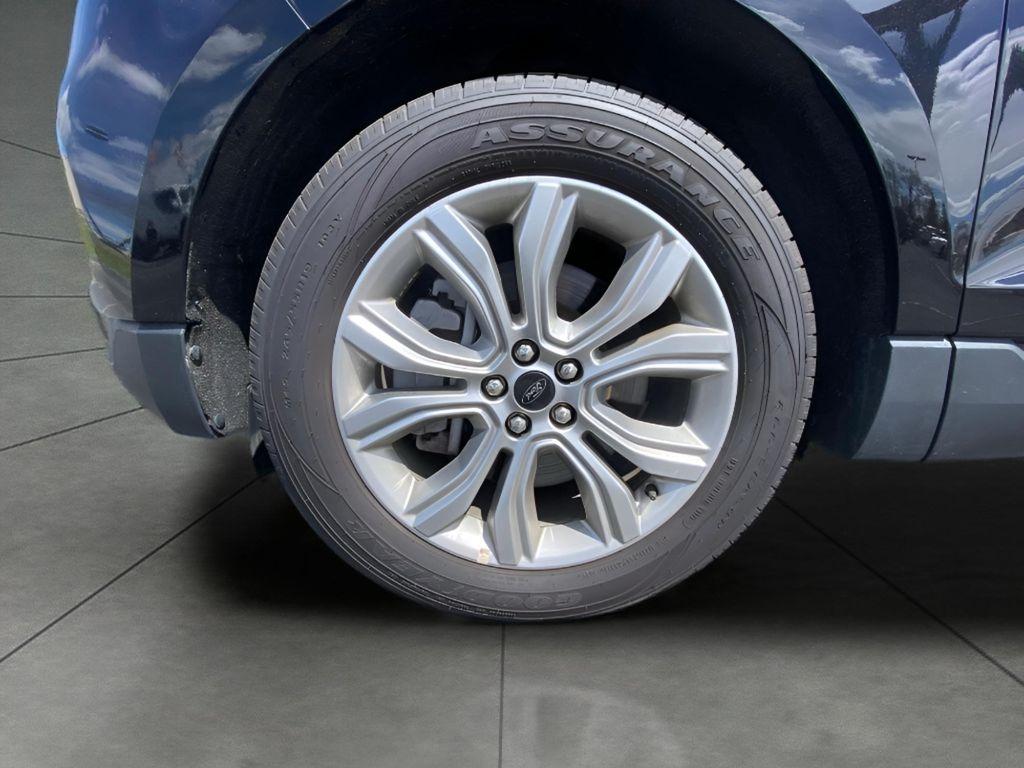 used 2024 Ford Edge car, priced at $29,329