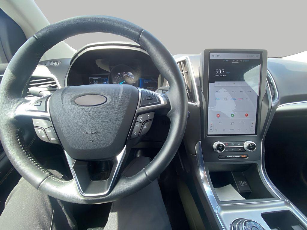 used 2024 Ford Edge car, priced at $29,329