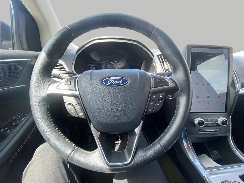 used 2024 Ford Edge car, priced at $29,329