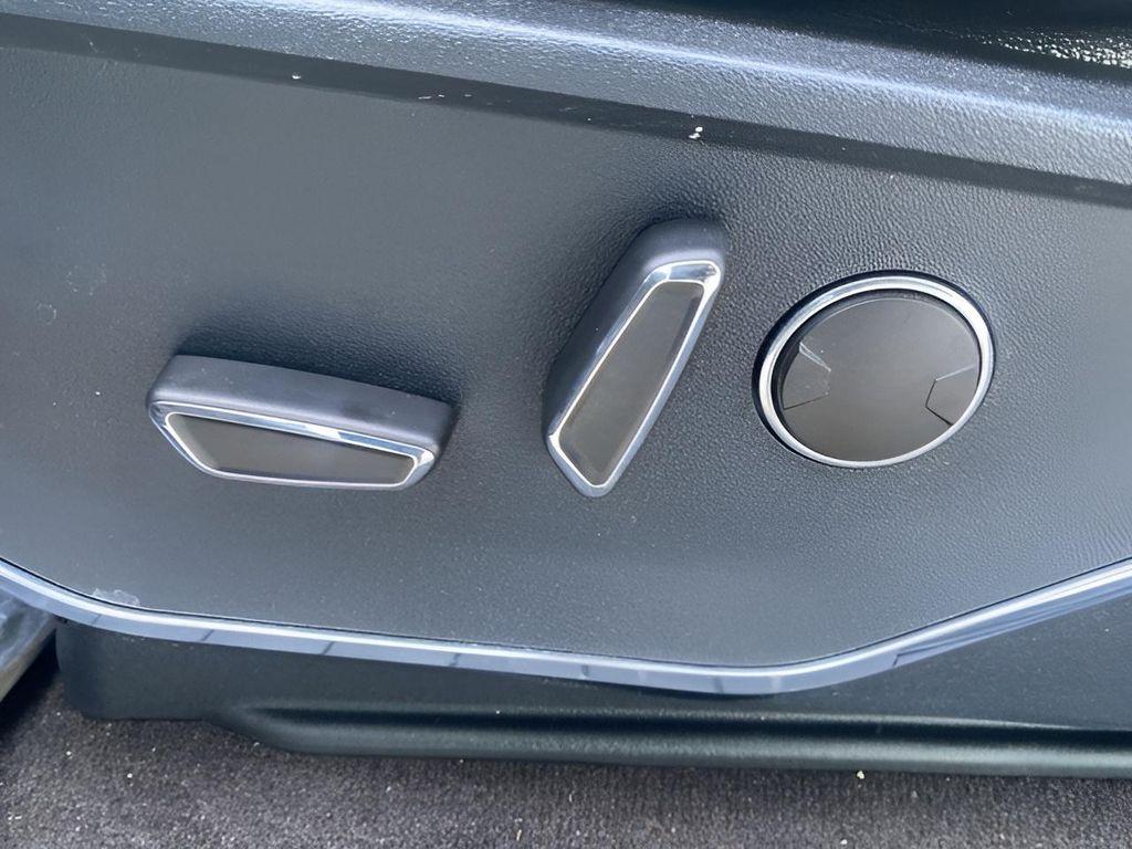 used 2021 Ford F-150 car, priced at $25,000