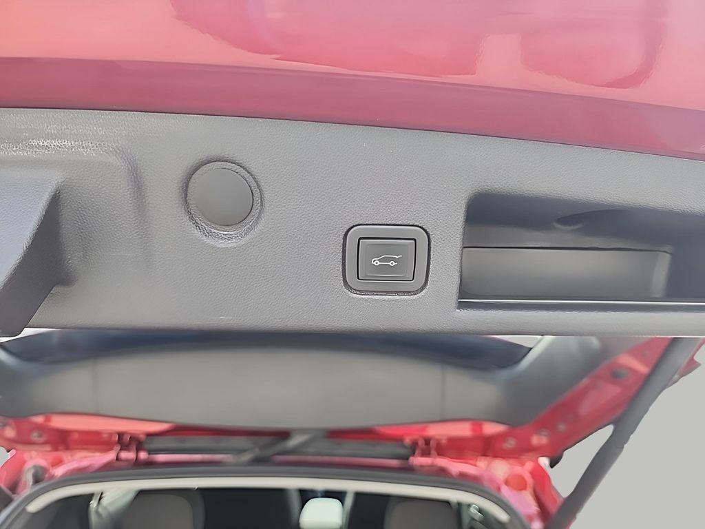 used 2023 Chevrolet Equinox car, priced at $21,745