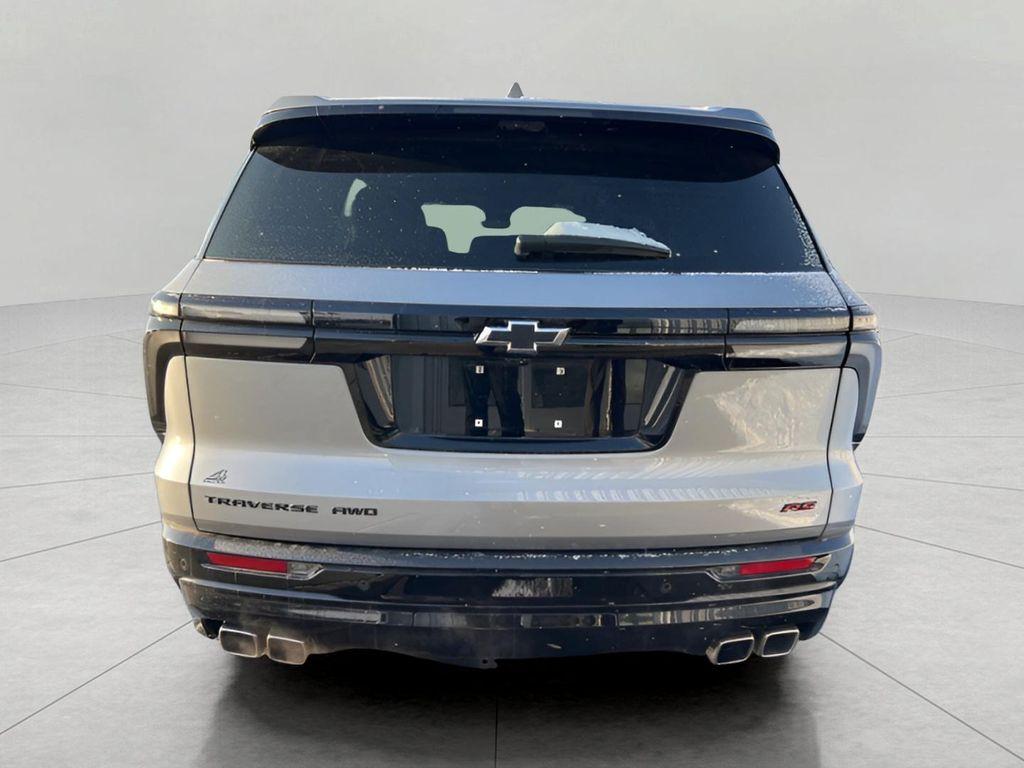 used 2024 Chevrolet Traverse car, priced at $47,980