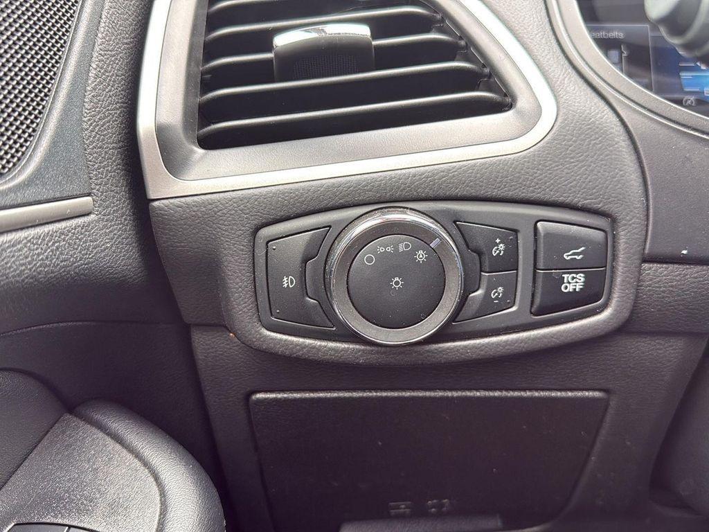 used 2024 Ford Edge car, priced at $28,499