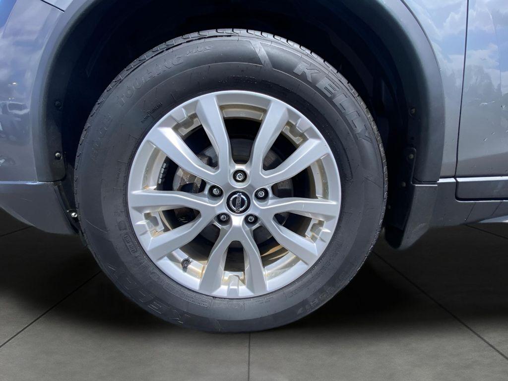 used 2017 Nissan Rogue car, priced at $13,064