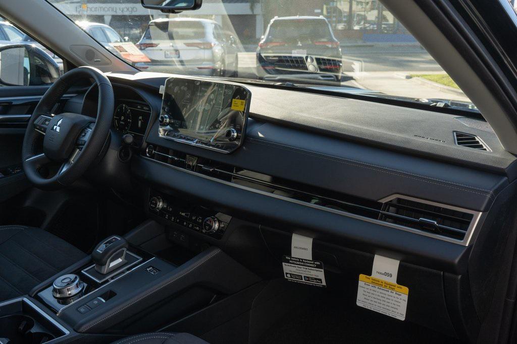 new 2025 Mitsubishi Outlander PHEV car, priced at $48,110