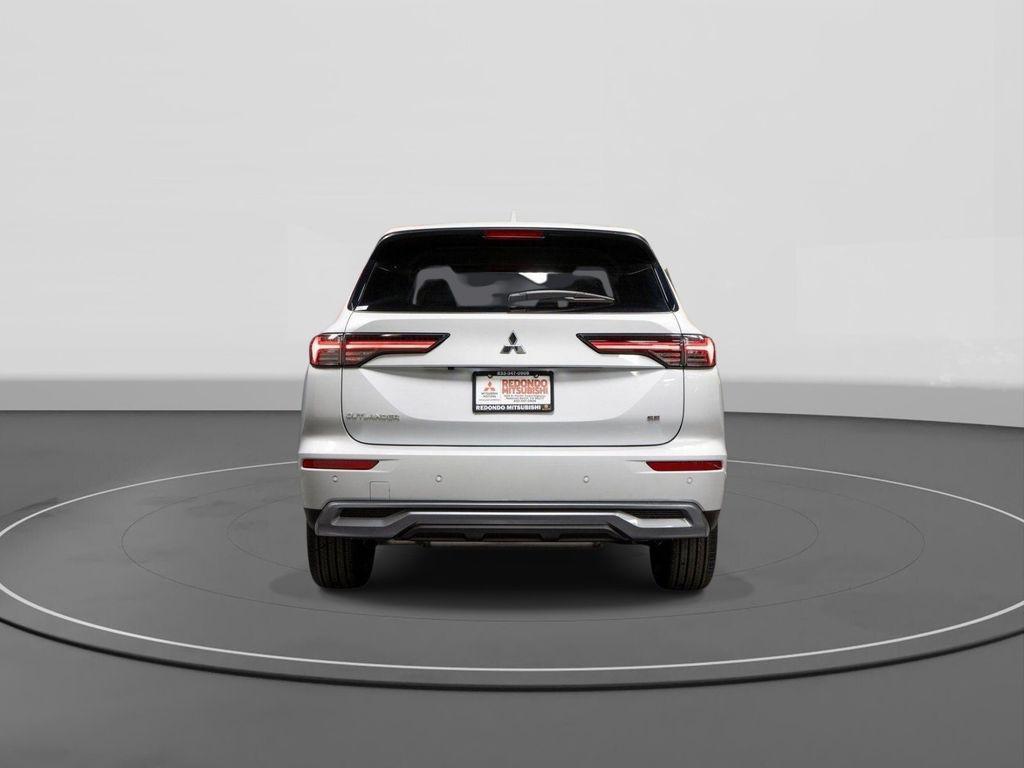 new 2026 Mitsubishi Outlander car, priced at $31,900