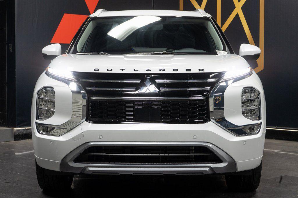 new 2026 Mitsubishi Outlander car, priced at $40,155