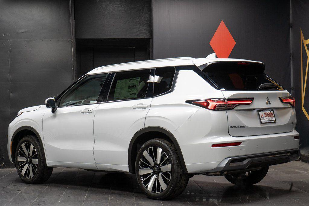 new 2026 Mitsubishi Outlander car, priced at $40,155