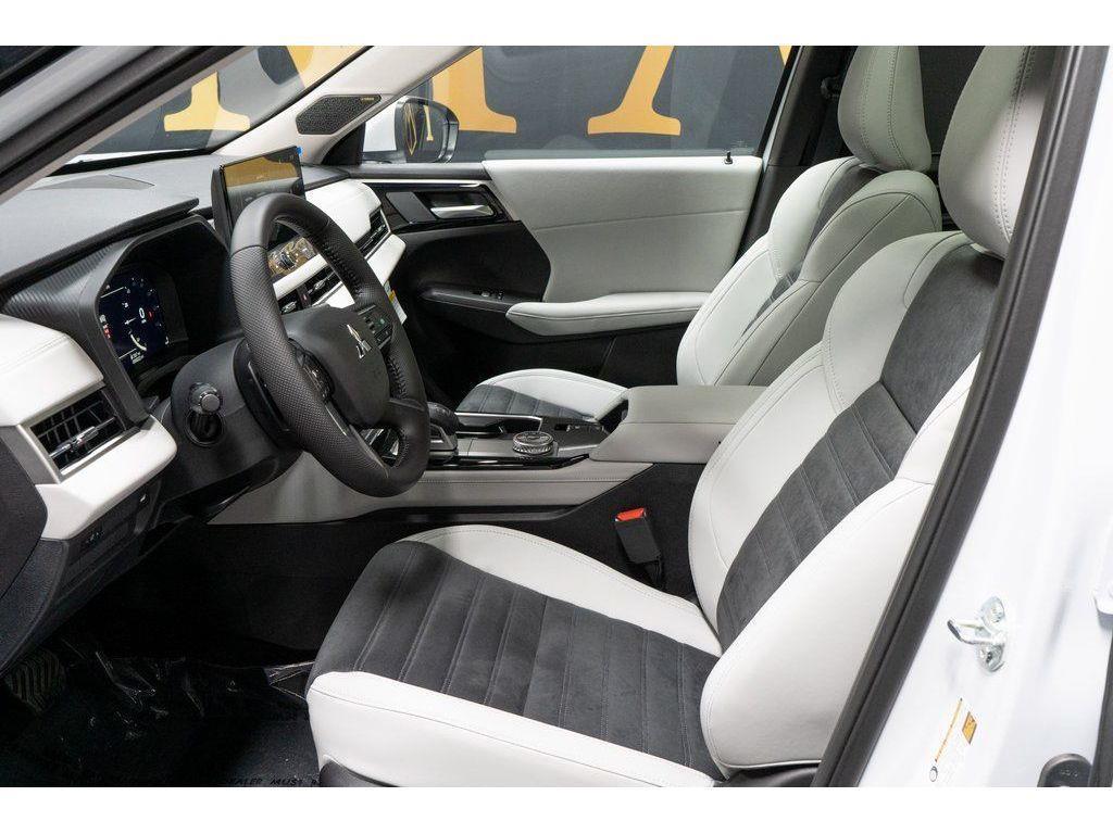 new 2026 Mitsubishi Outlander car, priced at $30,100