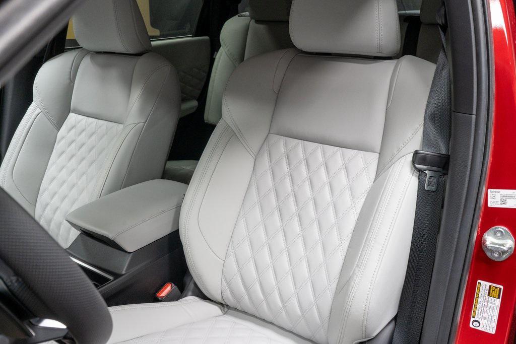 new 2025 Mitsubishi Outlander PHEV car, priced at $49,610