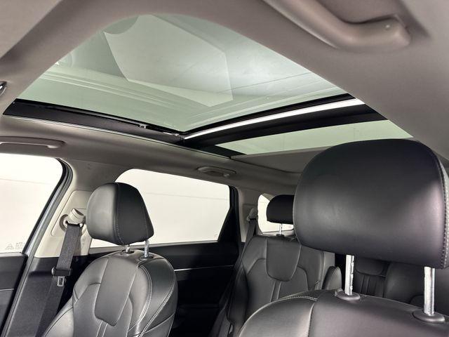 used 2021 Kia Sorento car, priced at $21,712