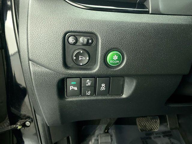 used 2022 Honda Pilot car, priced at $26,595