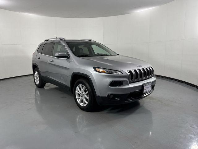 used 2018 Jeep Cherokee car, priced at $10,485
