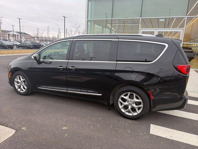 used 2019 Chrysler Pacifica car, priced at $18,537