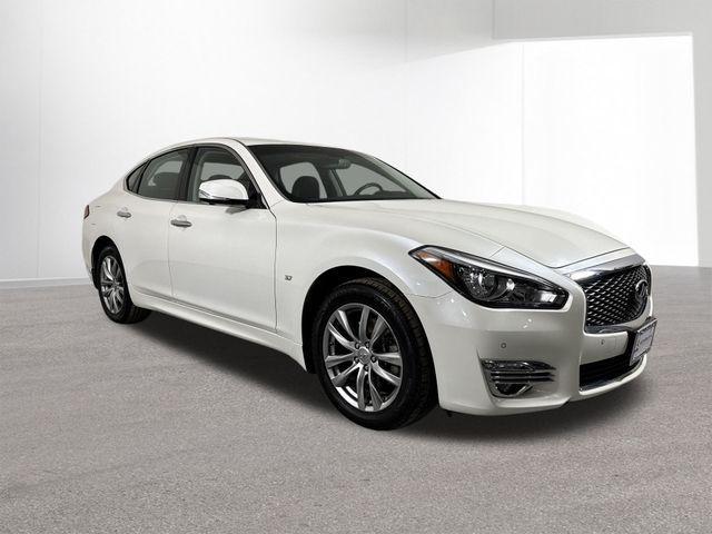 used 2018 INFINITI Q70 car, priced at $17,495