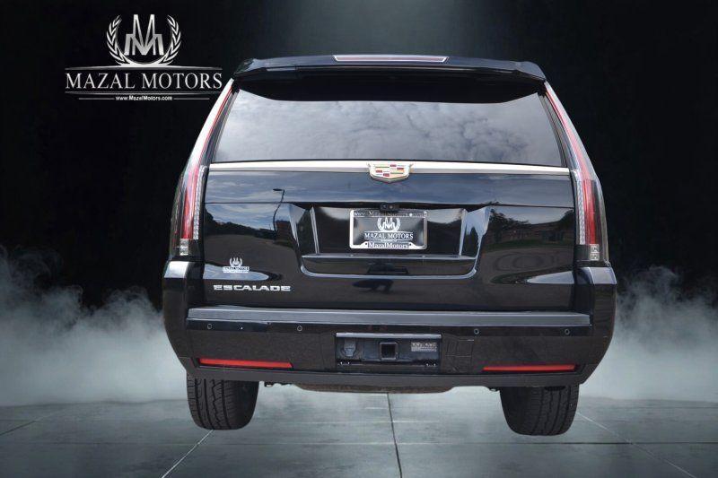 used 2018 Cadillac Escalade car, priced at $29,997