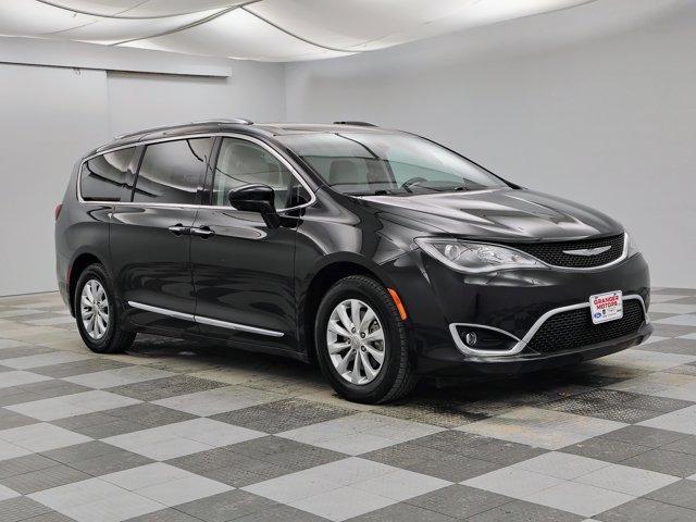 used 2018 Chrysler Pacifica car, priced at $13,988