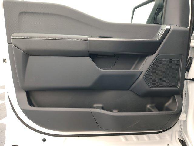 new 2025 Ford F-150 car, priced at $42,588