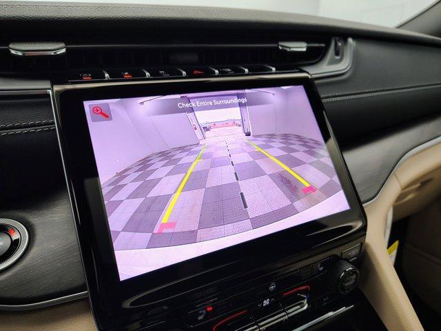 new 2025 Jeep Grand Cherokee car, priced at $40,432