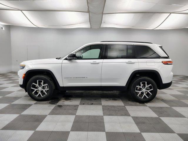 new 2025 Jeep Grand Cherokee car, priced at $40,432