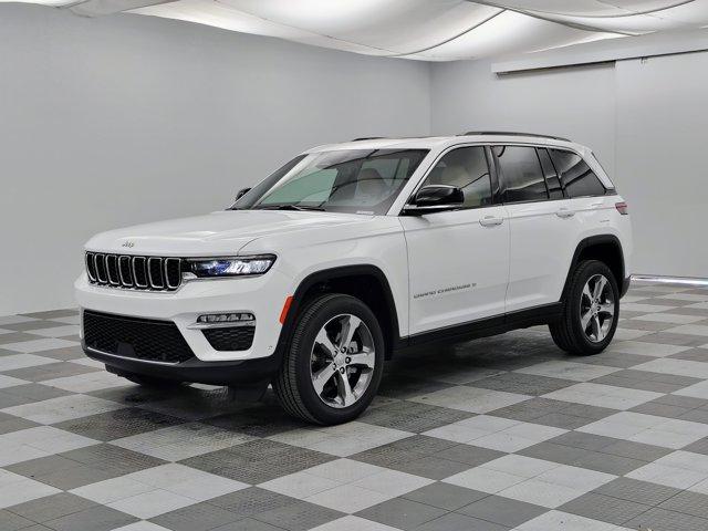 new 2025 Jeep Grand Cherokee car, priced at $45,150