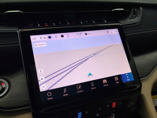 new 2025 Jeep Grand Cherokee car, priced at $45,150