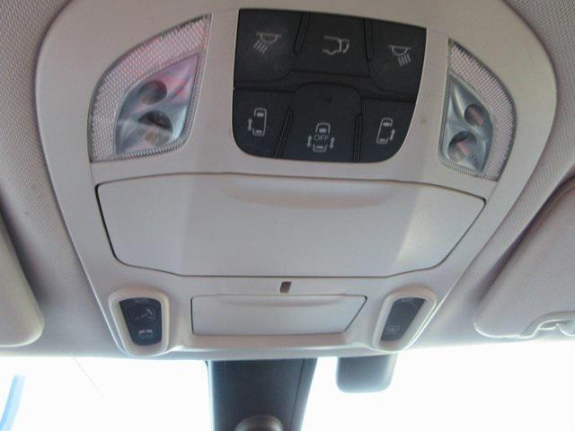 used 2018 Chrysler Pacifica car, priced at $13,900