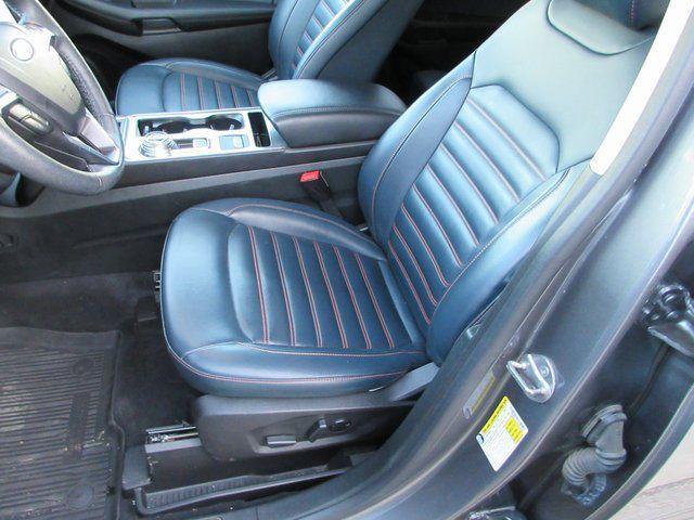 used 2024 Ford Edge car, priced at $28,900