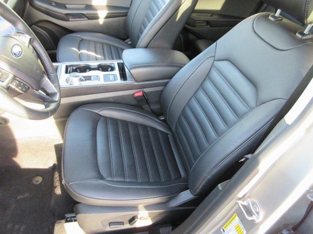 used 2024 Ford Edge car, priced at $27,900