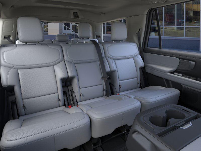 new 2026 Ford Expedition car, priced at $76,385