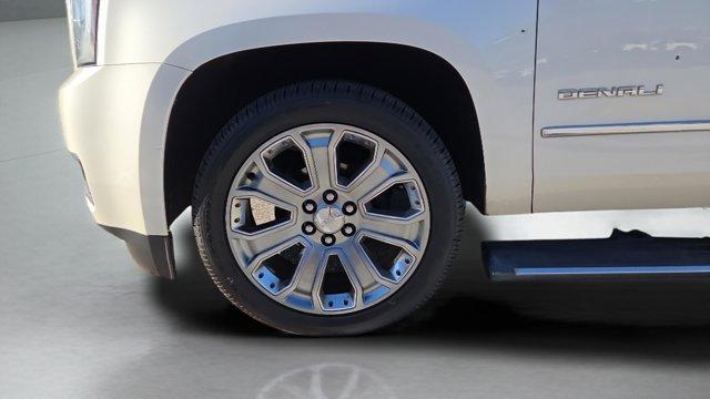 used 2015 GMC Yukon car, priced at $18,388