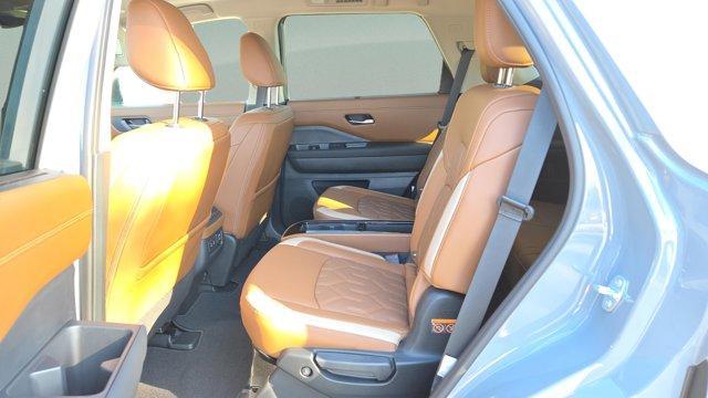 new 2026 Nissan Pathfinder car, priced at $50,470