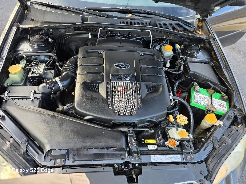 used 2009 Subaru Legacy car, priced at $3,999