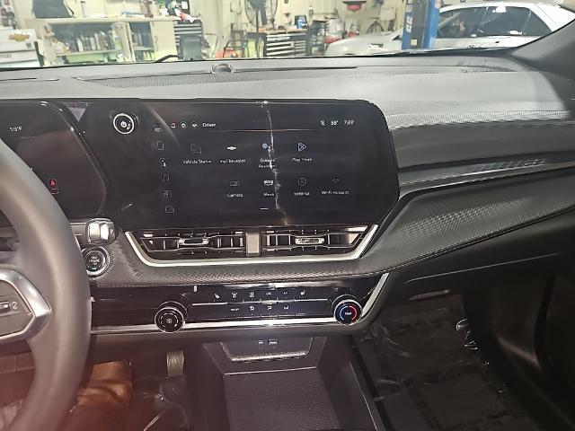 used 2025 Chevrolet Equinox car, priced at $28,059